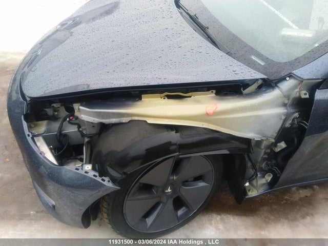 5YJ3E1EBXNF271008 Tesla MODEL 3