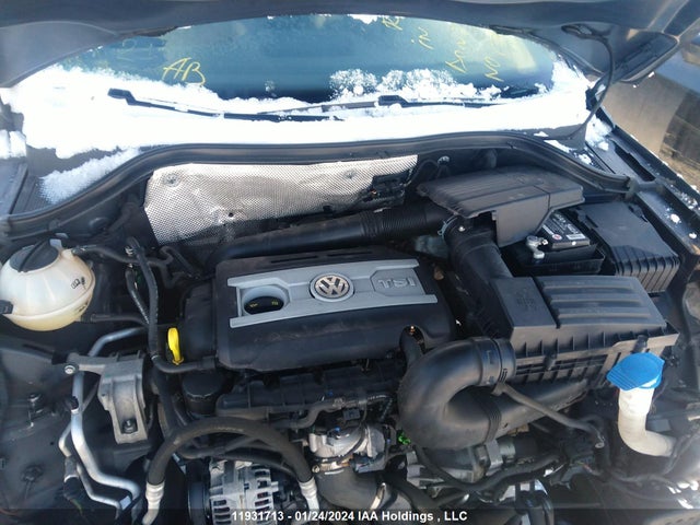 WVGMV7AX8HK034870 Volkswagen TIGUAN