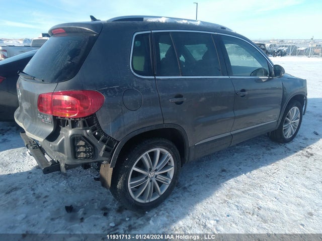 WVGMV7AX8HK034870 Volkswagen TIGUAN