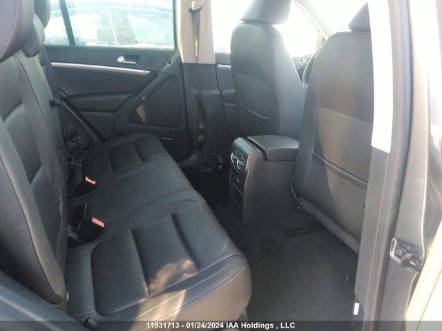 WVGMV7AX8HK034870 Volkswagen TIGUAN