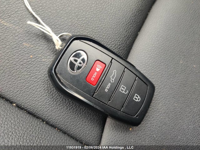 Toyota Corolla Cross Xle 2023 7MUDAABG5PV075210 Image 12