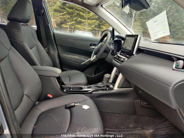 Toyota Corolla Cross Xle 2023 7MUDAABG5PV075210 Image 6