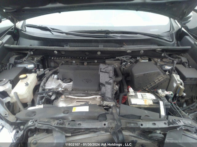 Toyota RAV4 LE 2018 2T3ZFREV4JW494844 Image 10