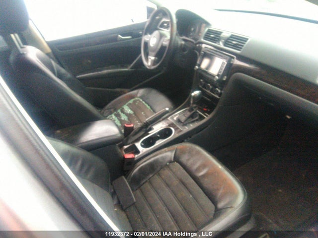 1VWCH7A35EC005348 Volkswagen PASSAT