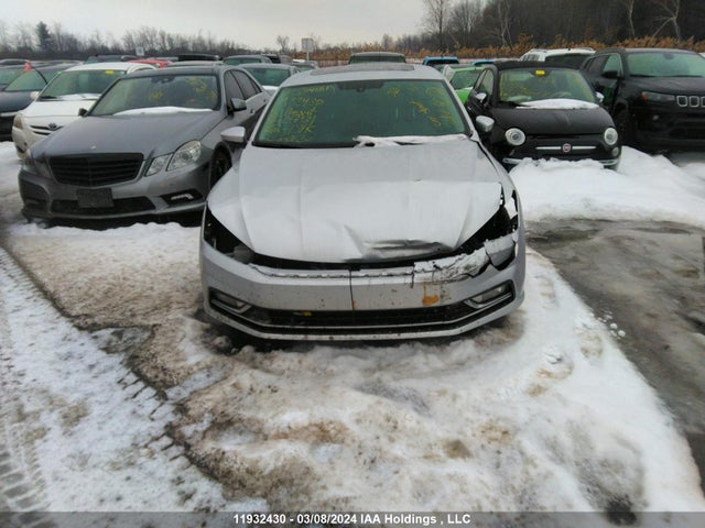 1VWBA7A31JC017913 Volkswagen PASSAT SE