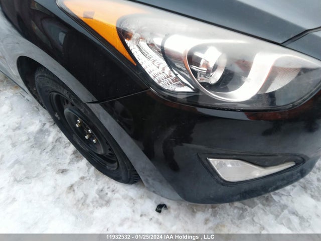 11932532 :رقم المزاد ، KMHD35LE6DU038338 vin ، 2013 Hyundai Elantra Gt مزاد بيع