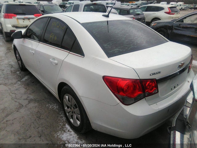 11932564 :رقم المزاد ، 1G1PC5SB9E7403676 vin ، 2014 Chevrolet Cruze مزاد بيع