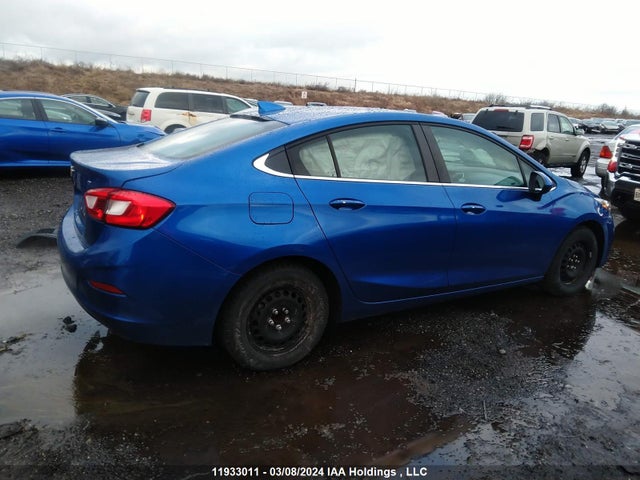 Chevrolet Cruze 2018 1G1BE5SM4J7217592 Image 4