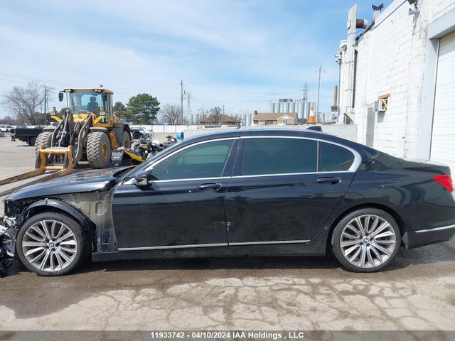 WBA7F2C37HG423110 BMW 750 Xi