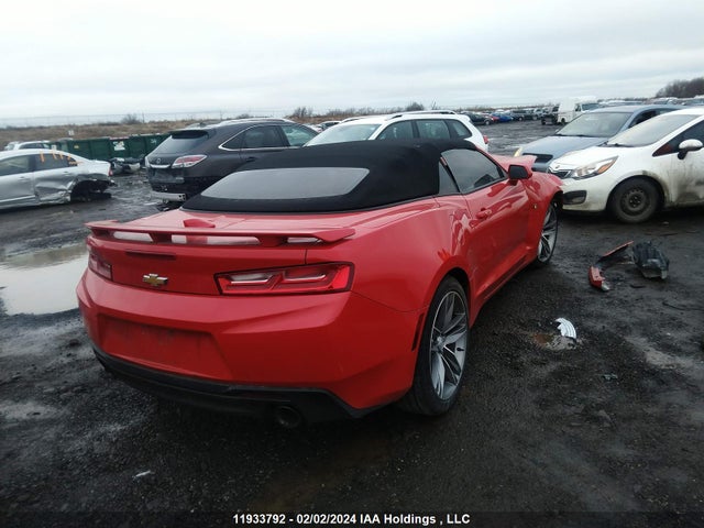 Chevrolet Camaro 2017 1G1FB3DX5H0214757 Image 4