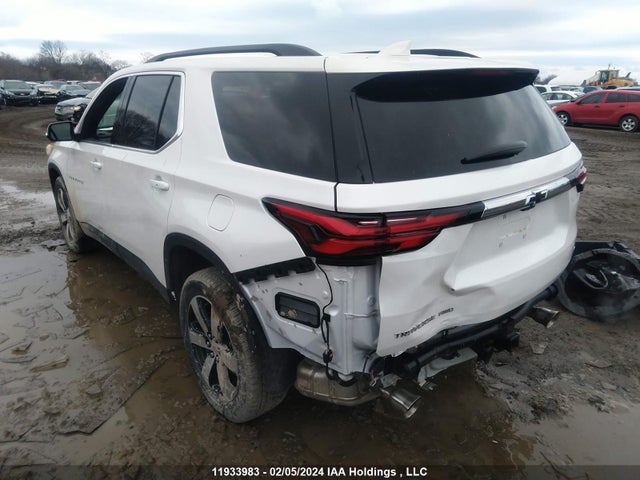 Chevrolet TRAVERSE 2023 1GNEVHKW4PJ218946 Image 3