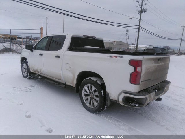 Chevrolet Silverado K1500 Custom 2019 1GCUYBEFXKZ418339 Image 3