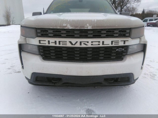 Chevrolet Silverado K1500 Custom 2019 1GCUYBEFXKZ418339 Image 6