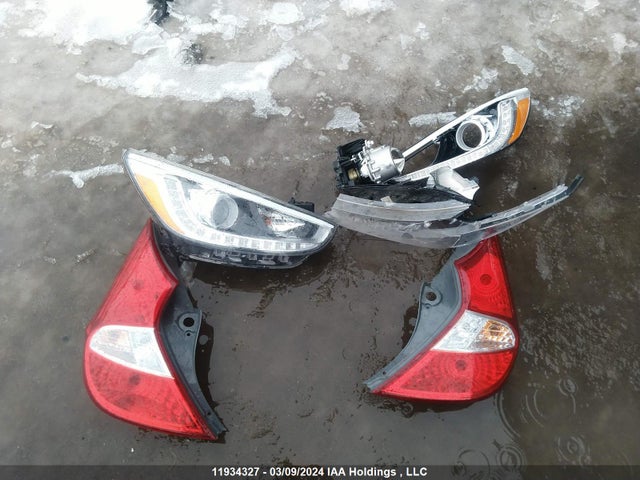 Hyundai Accent Sport 2017 KMHCU5AE2HU357057 Image 12