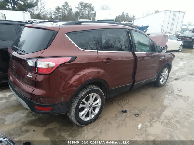 1FMCU0GD6JUB17775 Ford ESCAPE SE