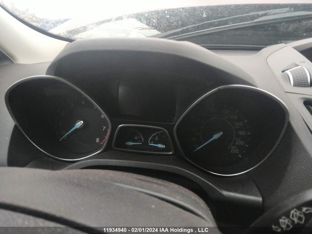 1FMCU0GD6JUB17775 Ford ESCAPE SE