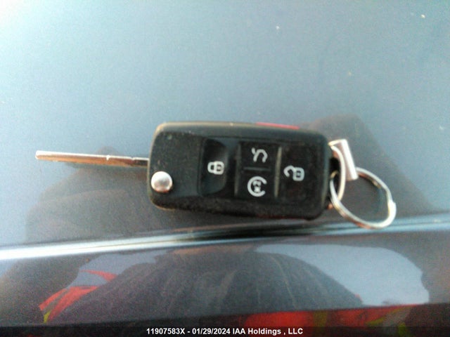 1VWCM7A30FC075272 Volkswagen PASSAT