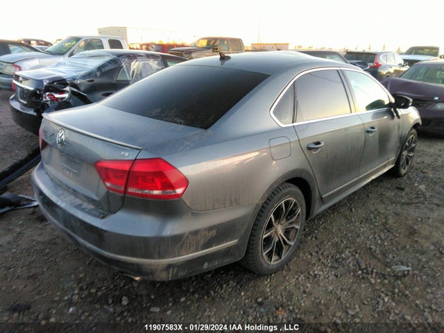 1VWCM7A30FC075272 Volkswagen PASSAT
