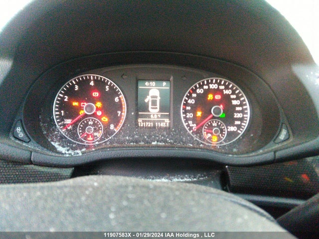 1VWCM7A30FC075272 Volkswagen PASSAT