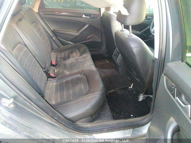 1VWCM7A30FC075272 Volkswagen PASSAT