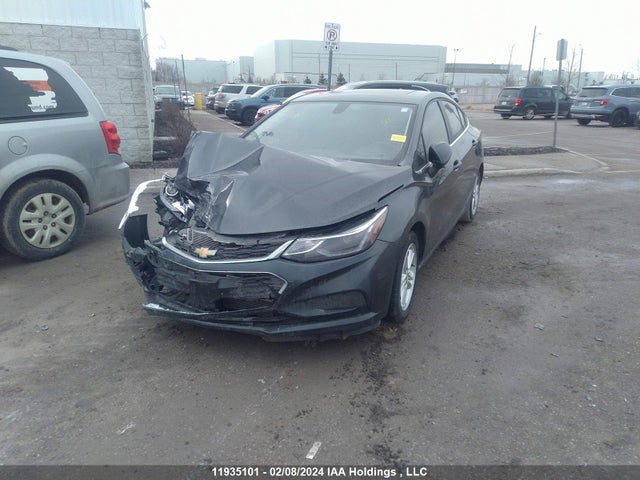 Chevrolet CRUZE LT 2018 1G1BE5SM4J7196081 Image 2