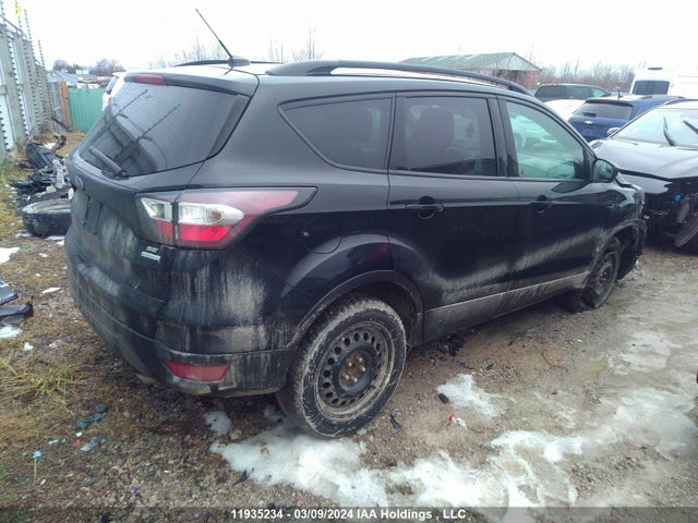 1FMCU0GD6HUA42036 Ford ESCAPE SE
