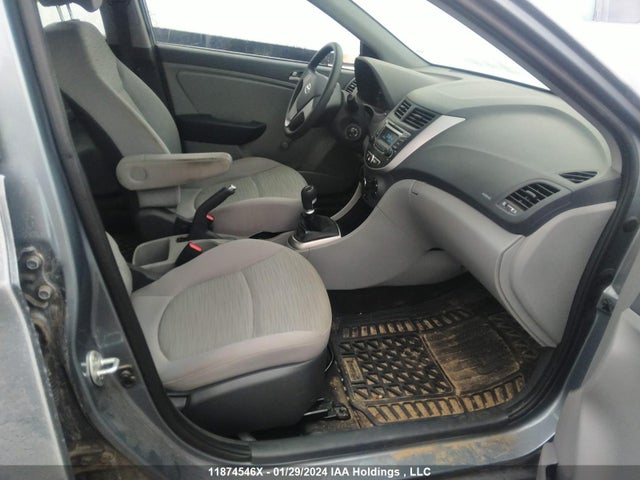 Hyundai ACCENT L 2017 KMHCT4AE9HU369011 Image 5