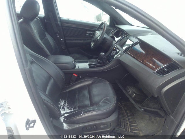 1FAHP2J85JG134094 Ford Taurus Limited