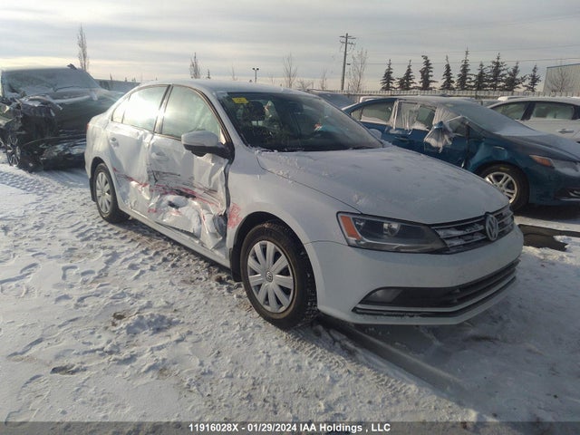 11916028 :رقم المزاد ، 3VWD07AJ5FM211571 vin ، 2015 Volkswagen Jetta Sedan Td1 Turbo Diesel مزاد بيع