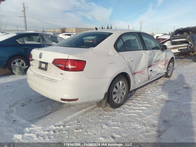 11916028 :رقم المزاد ، 3VWD07AJ5FM211571 vin ، 2015 Volkswagen Jetta Sedan Td1 Turbo Diesel مزاد بيع