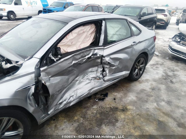 3VWE57BU8MM076839 Volkswagen JETTA SEL