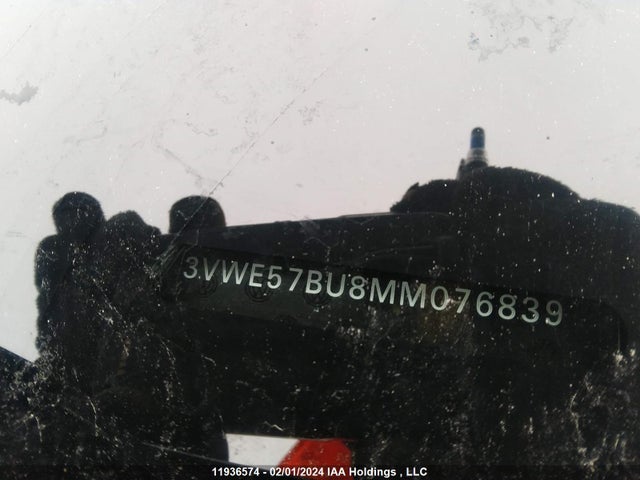 3VWE57BU8MM076839 Volkswagen JETTA SEL