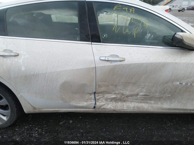 1G1ZE5SX9JF120757 Chevrolet Malibu