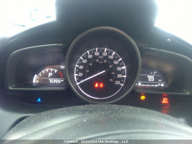 JM1DKDB7XJ0326645 Mazda Cx-3 Sport
