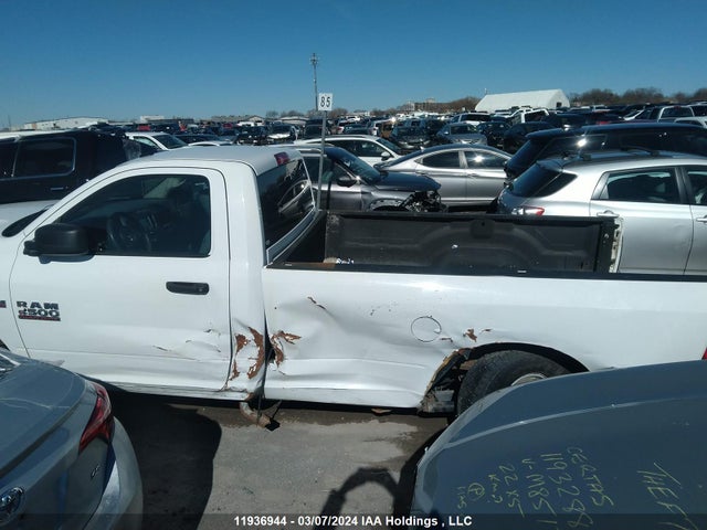 3C6MR5AJ3EG319883 RAM 2500 St