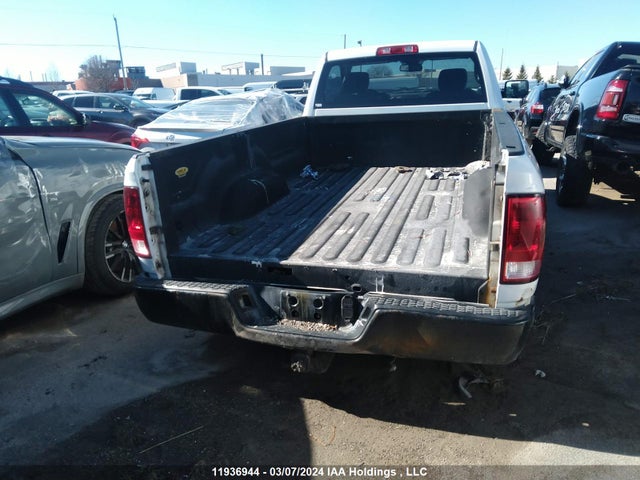3C6MR5AJ3EG319883 RAM 2500 St