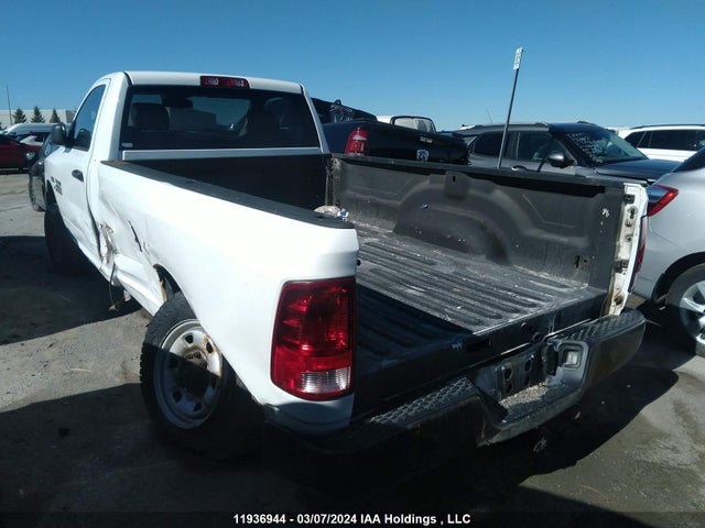 3C6MR5AJ3EG319883 RAM 2500 St