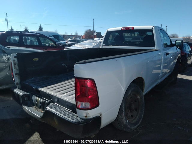 3C6MR5AJ3EG319883 RAM 2500 St