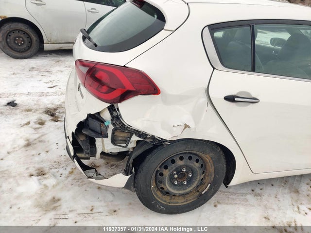 Aukcja sprzedaży 2017 Kia Forte 5-door, vin: 3KPFN5A31HE105389, numer aukcji: 11937357