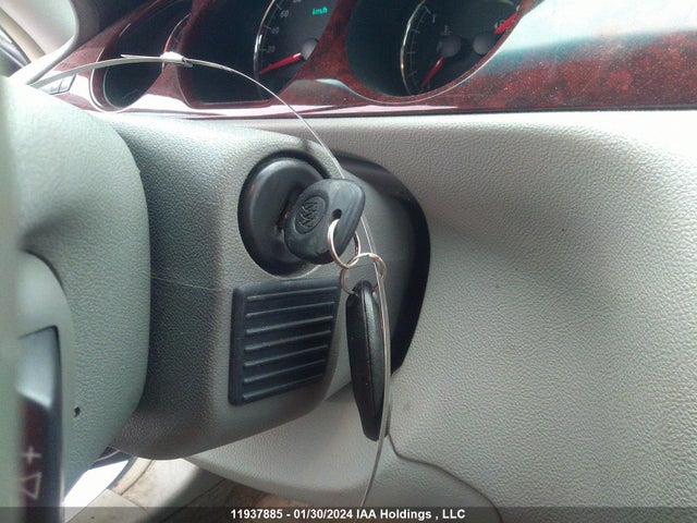 11937885 :رقم المزاد ، 1G4HP57268U161584 vin ، 2008 Buick Lucerne مزاد بيع