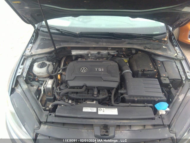 3VW117AU4FM060832 Volkswagen GOLF