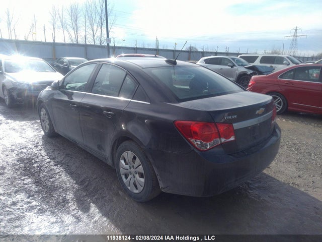 Chevrolet Cruze 2015 1G1PC5SBXF7226475 Image 3