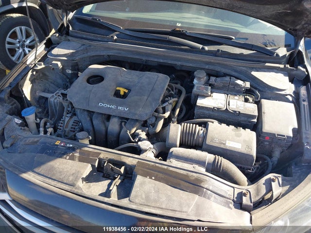Hyundai ELANTRA GL 2018 KMHD84LF8JU478397 Image 10