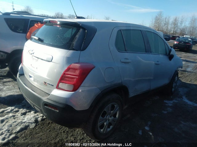 Chevrolet TRAX LS 2015 3GNCJKSB7FL143423 Image 4