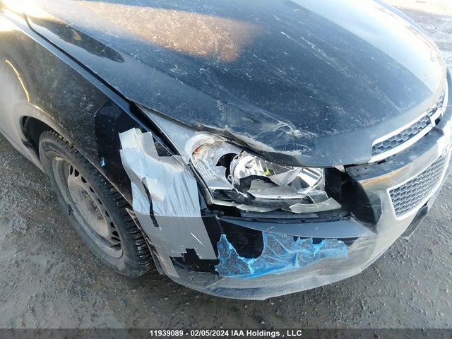 Chevrolet Cruze 2014 1G1PC5SB3E7245383 Image 6