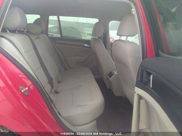 3VW217AU5JM762199 Volkswagen GOLF SPORTWAGEN
