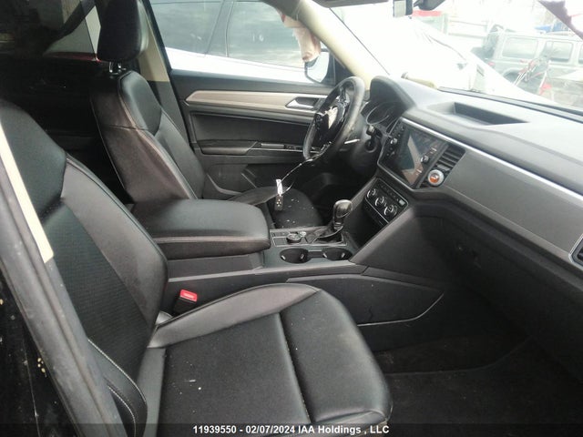 1V2LR2CA8JC513725 Volkswagen ATLAS