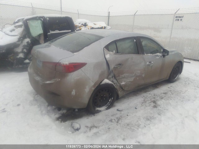3MZBN1V78JM227969 Mazda MAZDA3