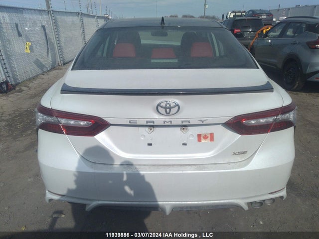 Toyota CAMRY 2019 4T1B61HK5KU241448 Image 17