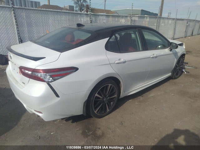 Toyota CAMRY 2019 4T1B61HK5KU241448 Image 4